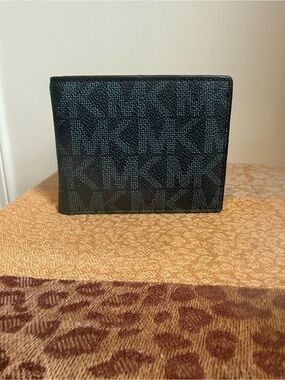 Michael Kors Black Patterned Men's Bifold Wallet